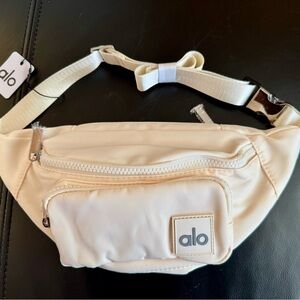 ALO Yoga Fanny Pack - 3L Belt Waist Bag